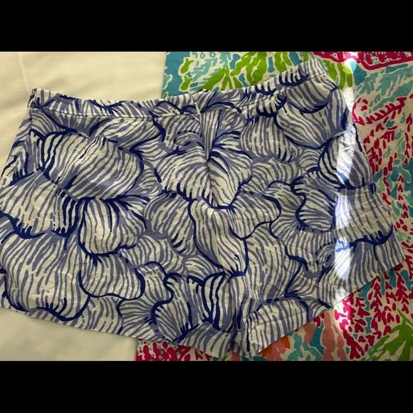 Lilly Pulitzer Sonya Set in house of Nemo - Picture 9 of 12